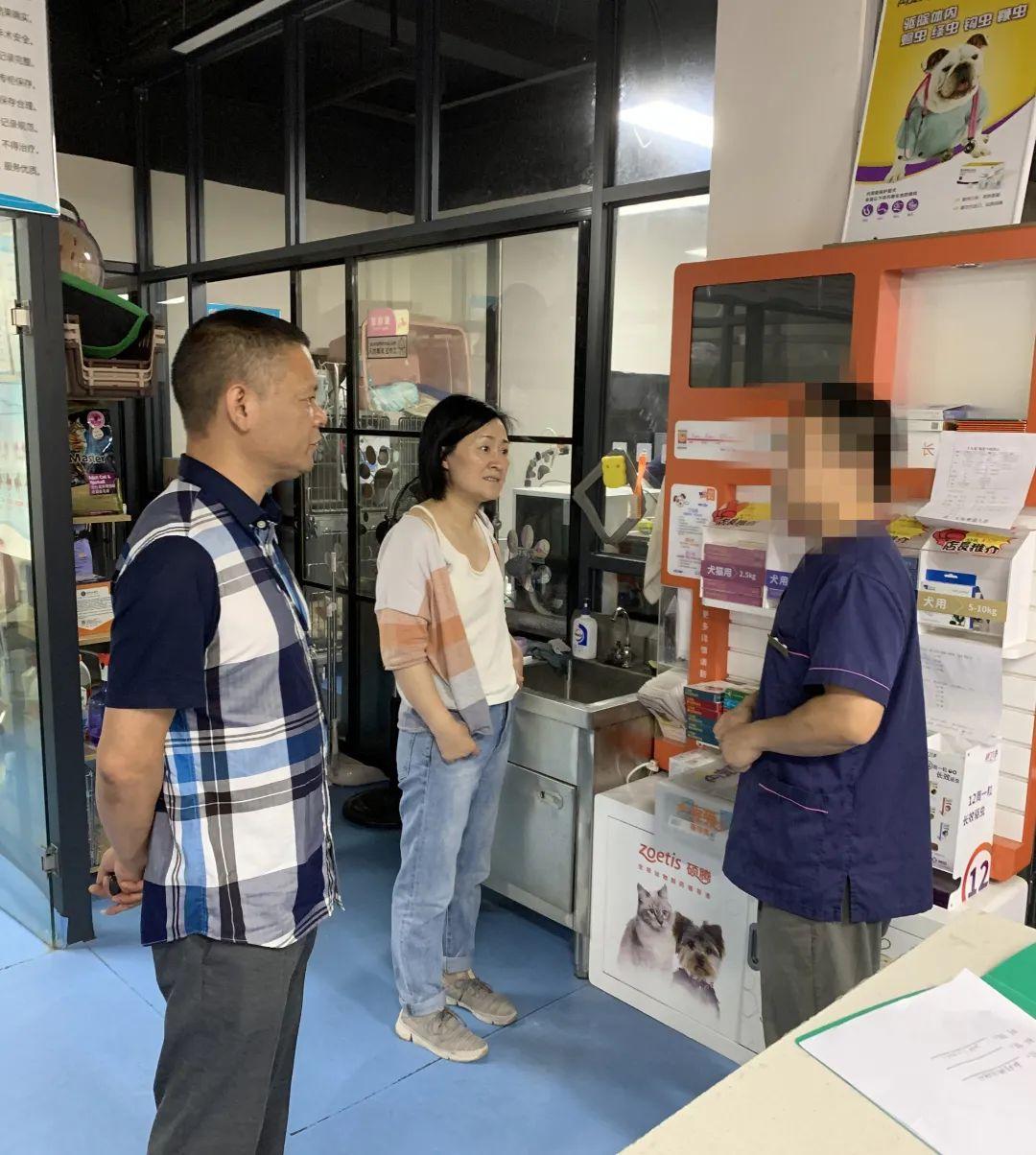 最新肺炎图片，自然美景下的探索之旅